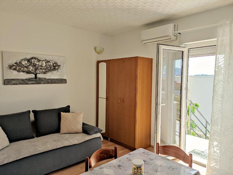 טרוגיר Apartmani Mila A1 & A2 & 3 מראה חיצוני תמונה